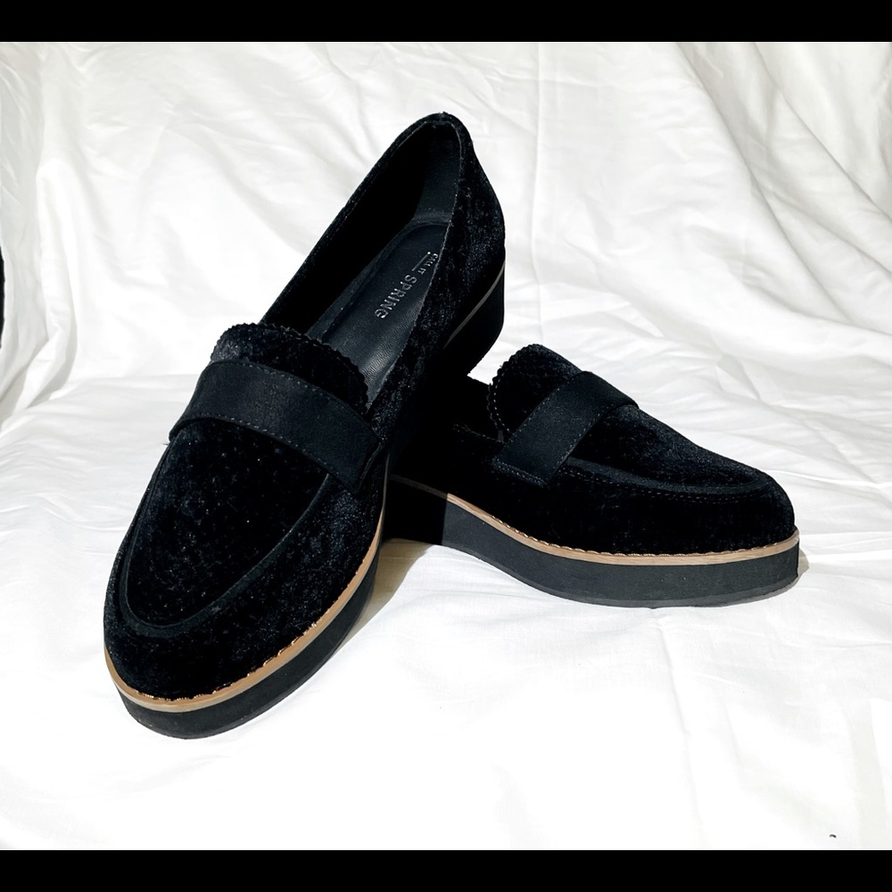 Call It Spring women’s platform flat loafers